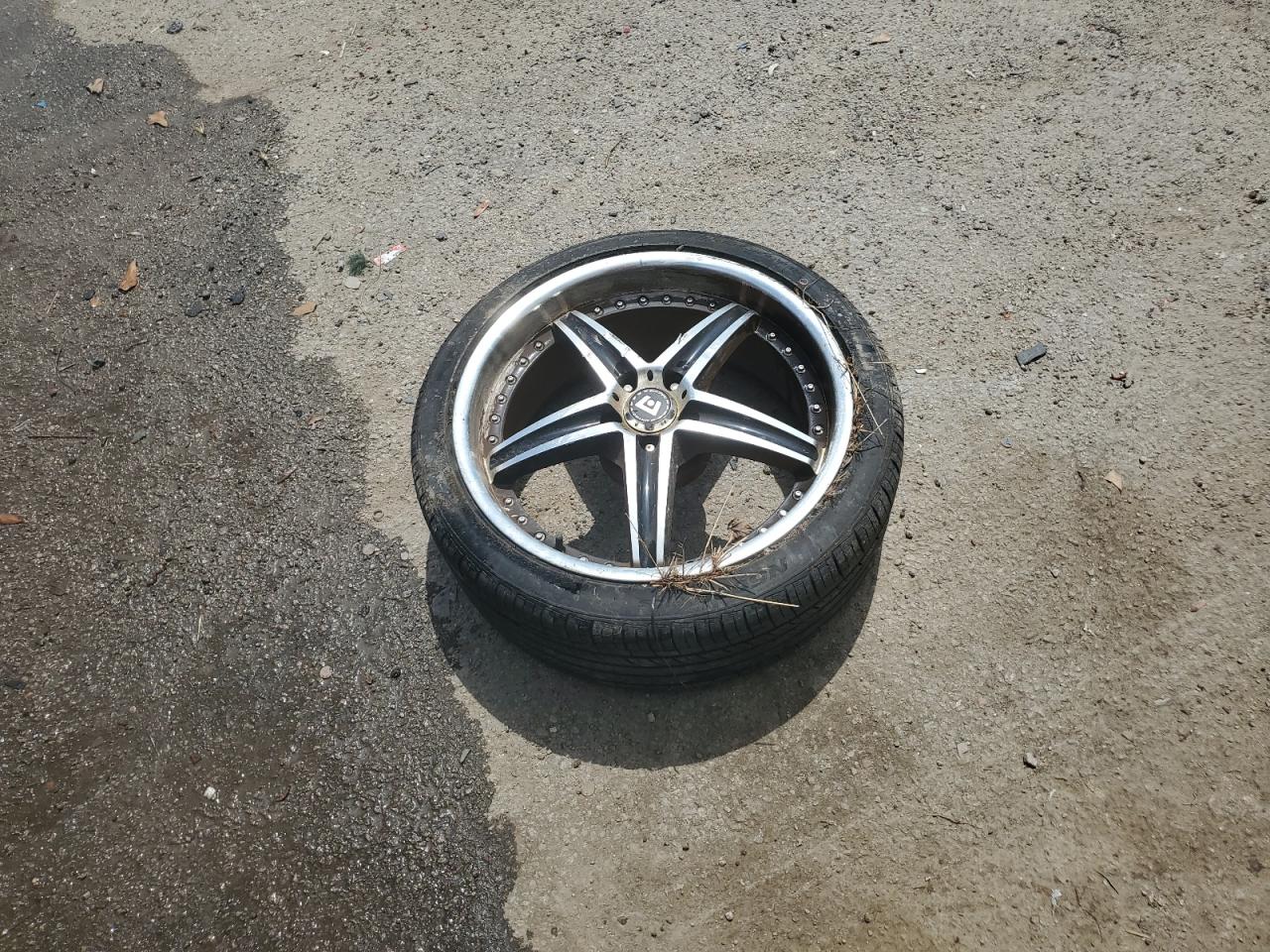 1FAFP4049YF260945 2000 Ford Mustang