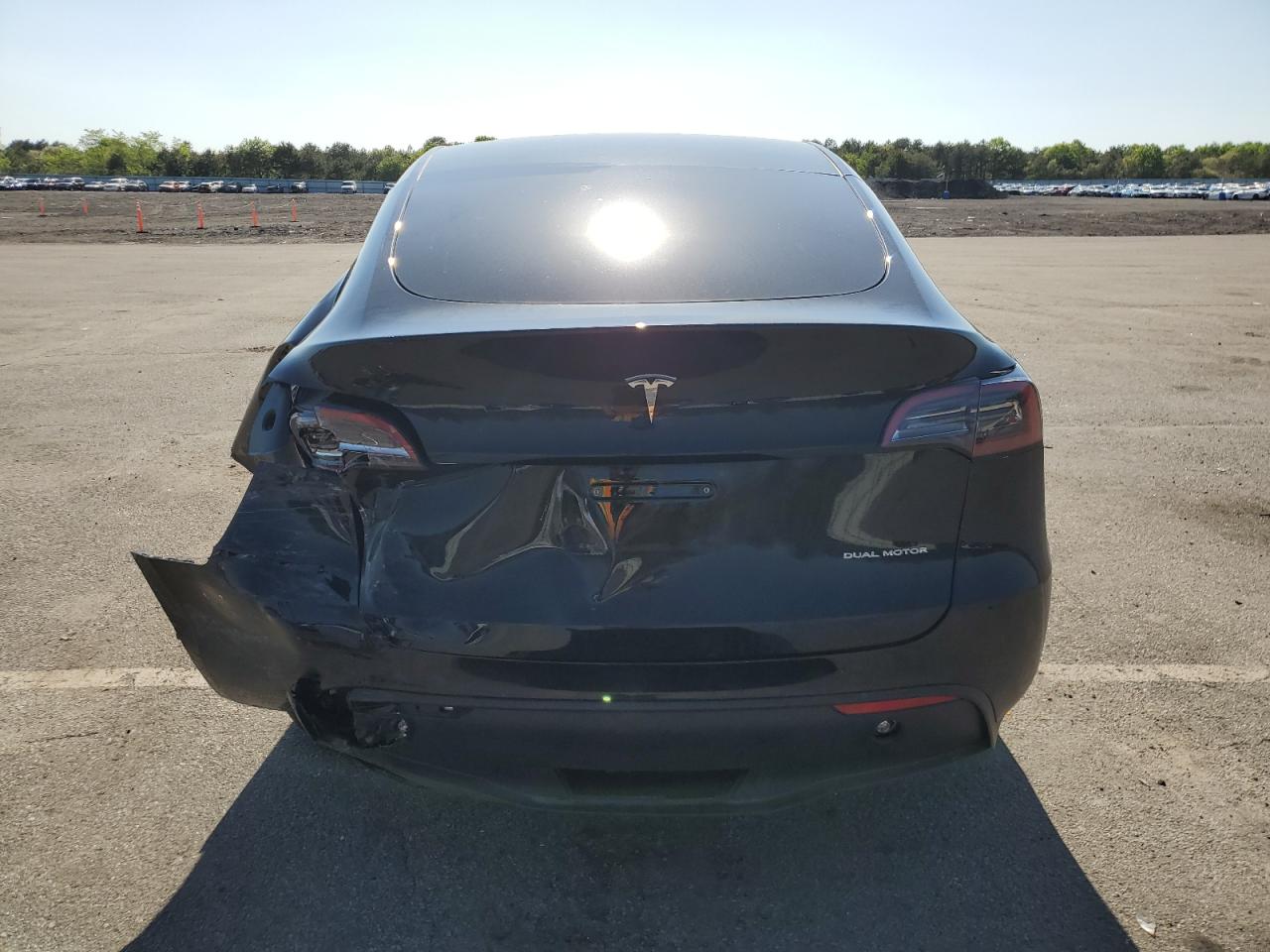 7SAYGAEE2PF921546 2023 Tesla Model Y