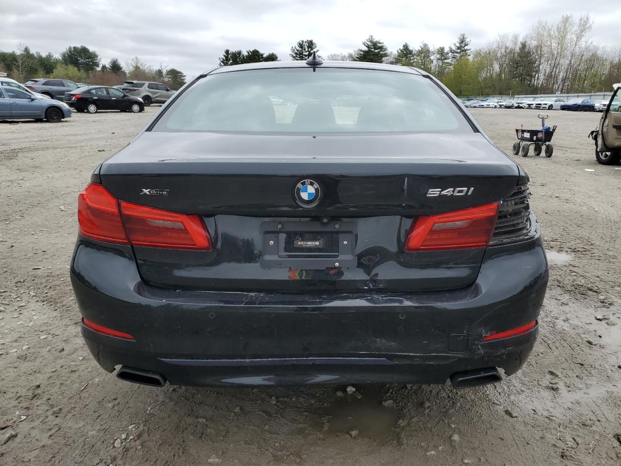 WBAJE7C57JWC54776 2018 BMW 540 Xi