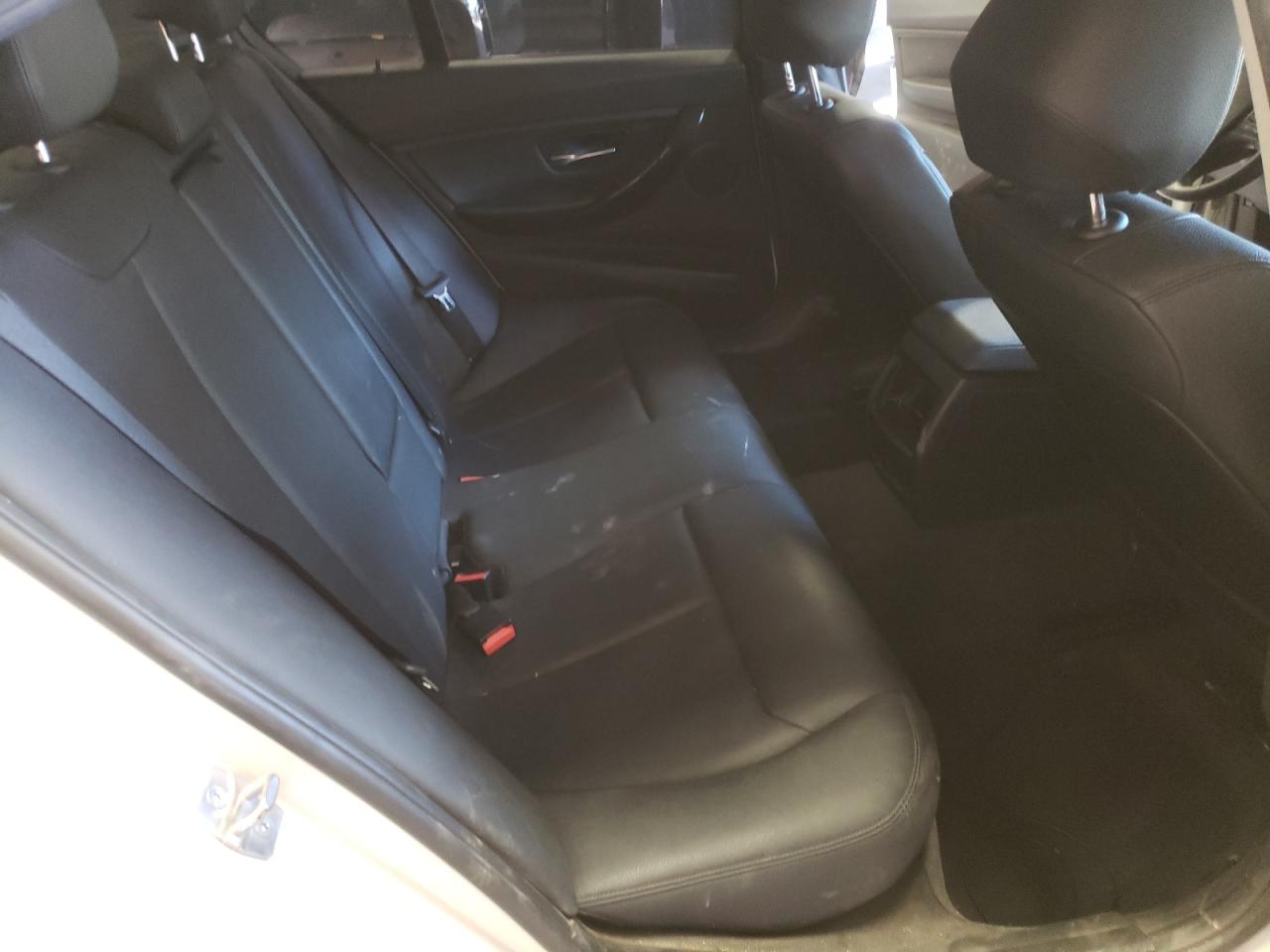 WBA3B1G52FNT06270 2015 BMW 320 I