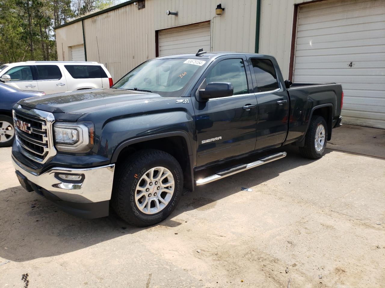 2017 GMC Sierra K1500 Sle vin: 1GTV2MECXHZ215743