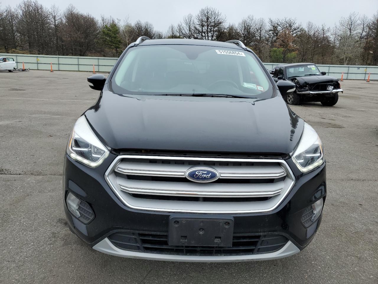 1FMCU9J96KUB91384 2019 Ford Escape Titanium