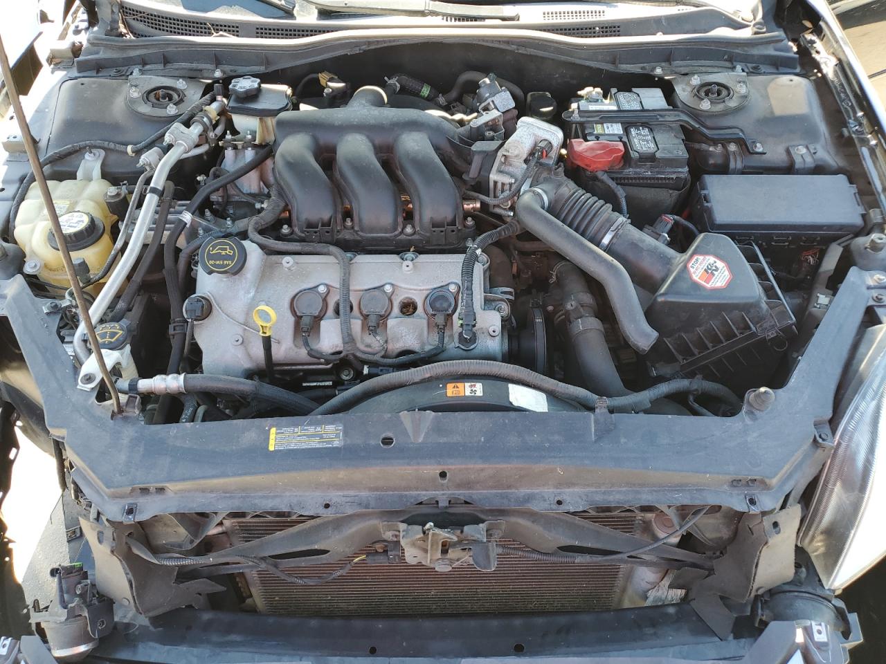 3FAHP071X8R233396 2008 Ford Fusion Se