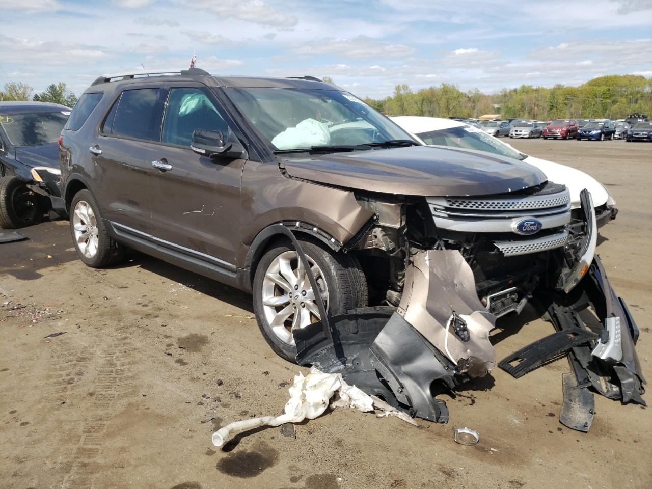 1FM5K8D87FGA17176 2015 Ford Explorer Xlt