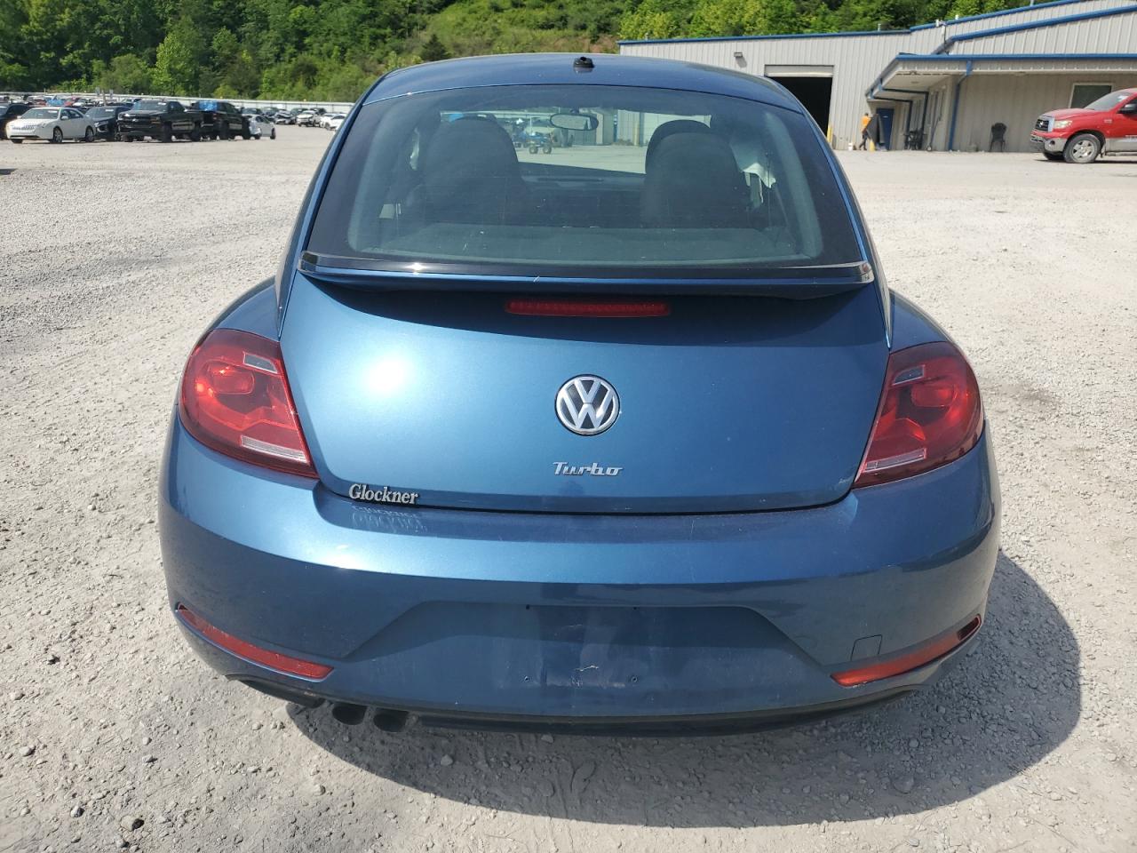 3VWFD7AT2KM714984 2019 Volkswagen Beetle S