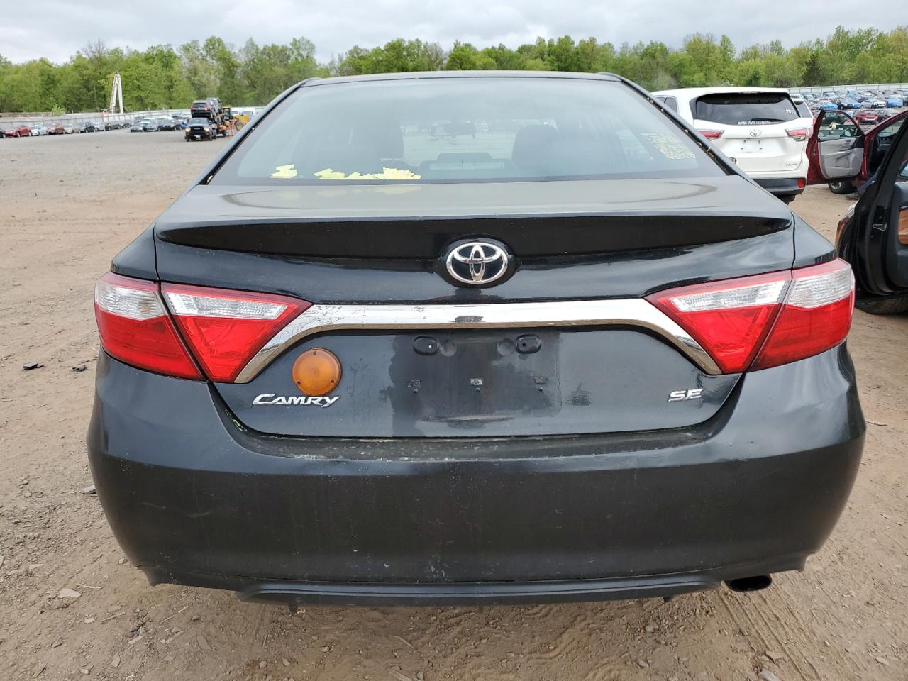 2016 Toyota Camry Le vin: 4T1BF1FK9GU245397