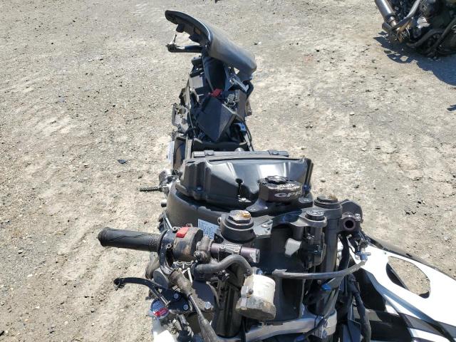 2018 YAMAHA YZFR6 C JYARJ28Y4JA001542
