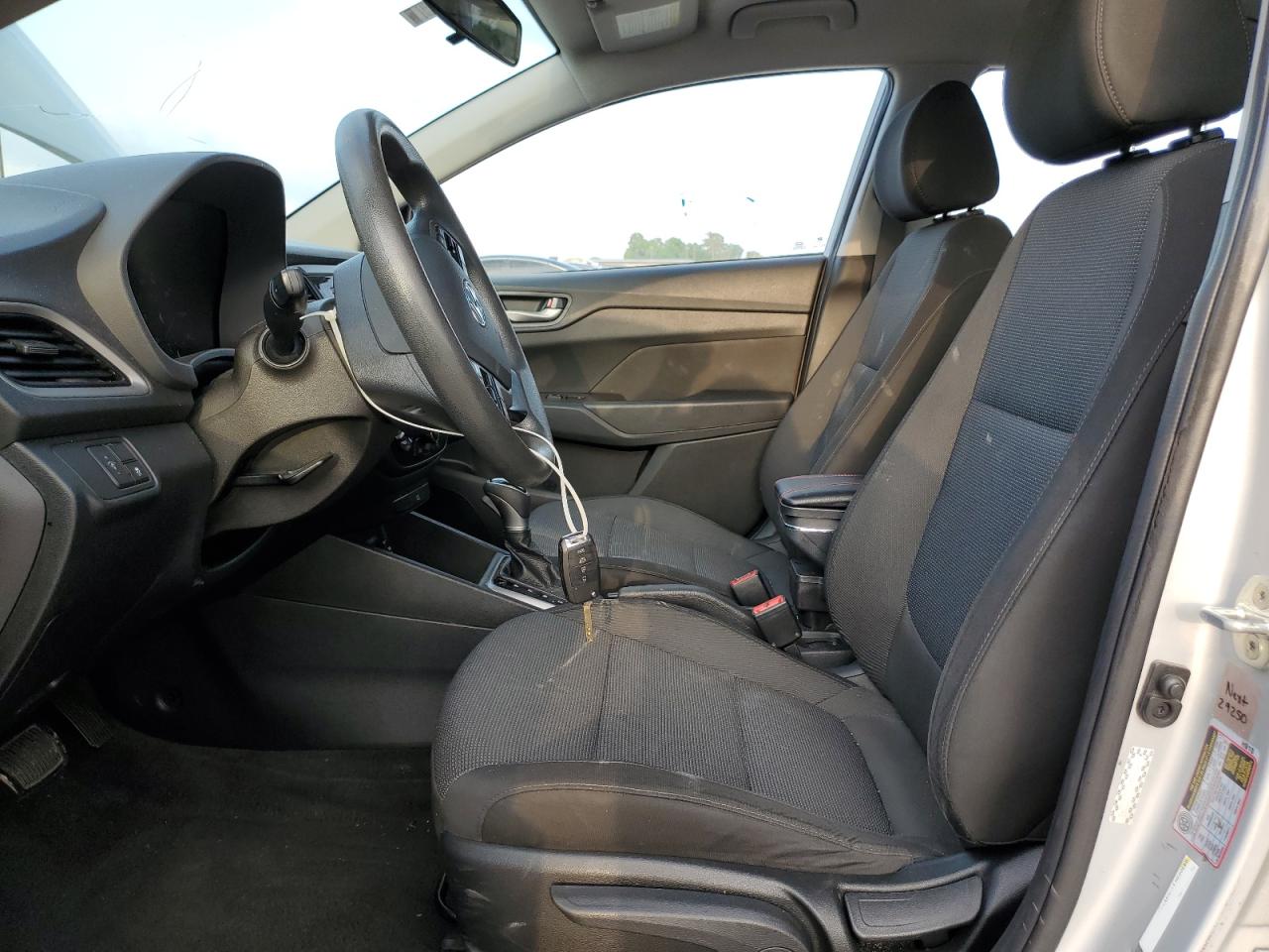 3KPC24A63LE103345 2020 Hyundai Accent Se