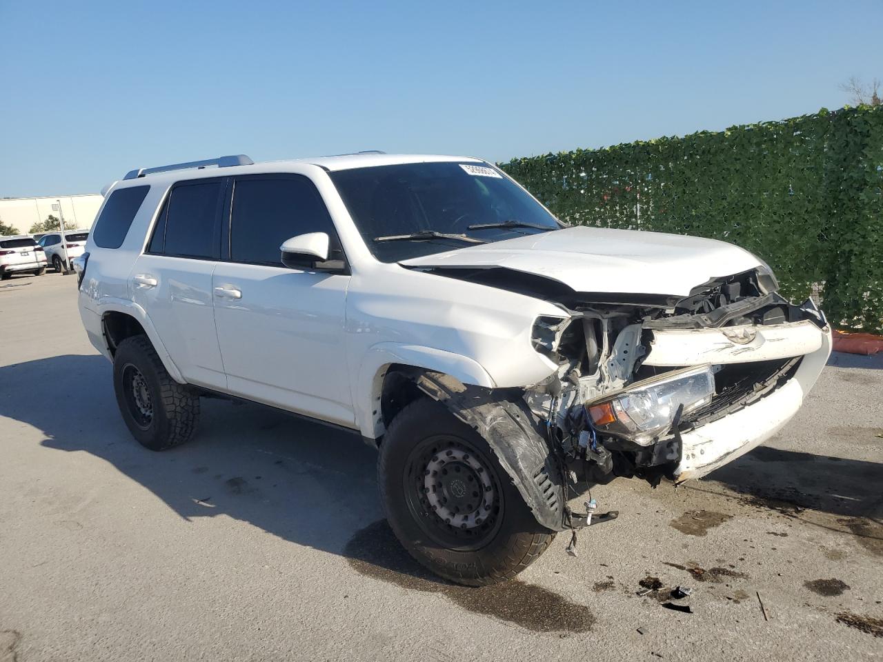 JTEZU5JR3H5157585 2017 Toyota 4Runner Sr5