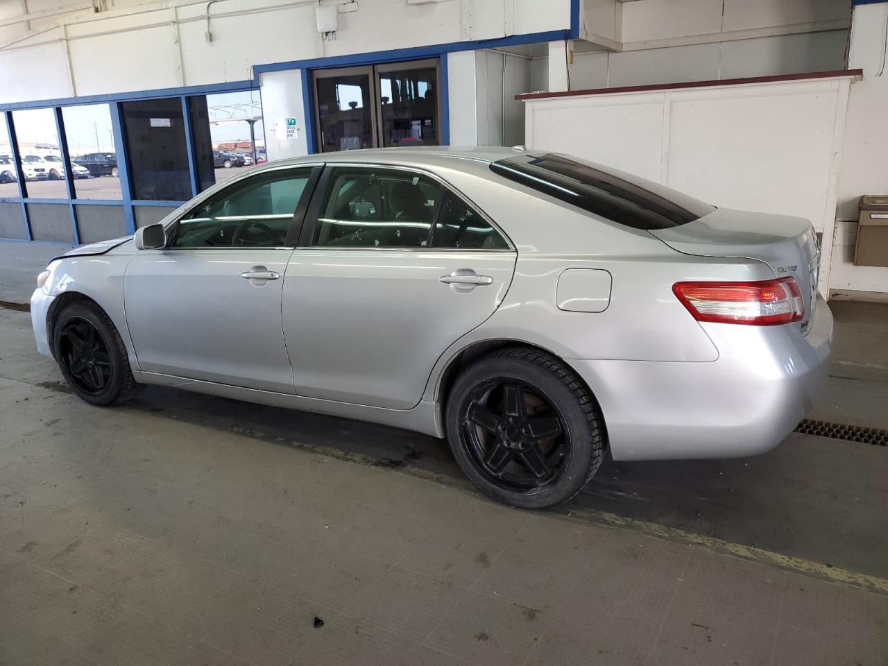 4T1BF3EK2BU170077 2011 Toyota Camry Base