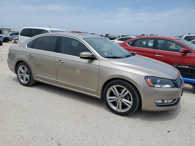 2015 Volkswagen Passat Sel VIN: 1VWCV7A34FC053384 Lot: 54493844