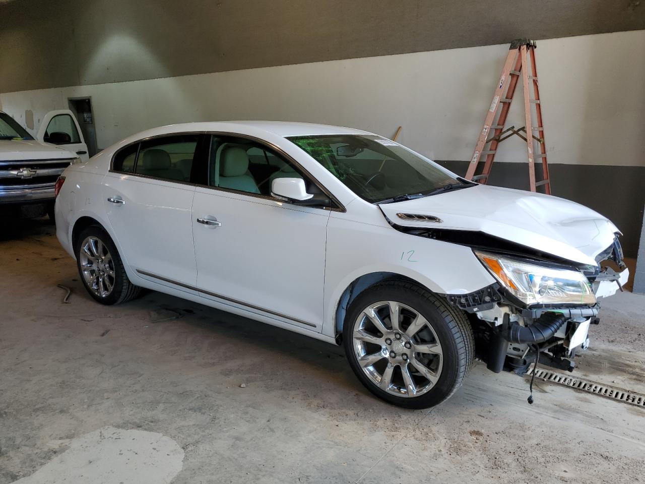 1G4GB5G30EF176097 2014 Buick Lacrosse