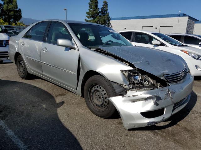 2005 Toyota Camry Le VIN: 4T1BE32K95U972136 Lot: 54193954