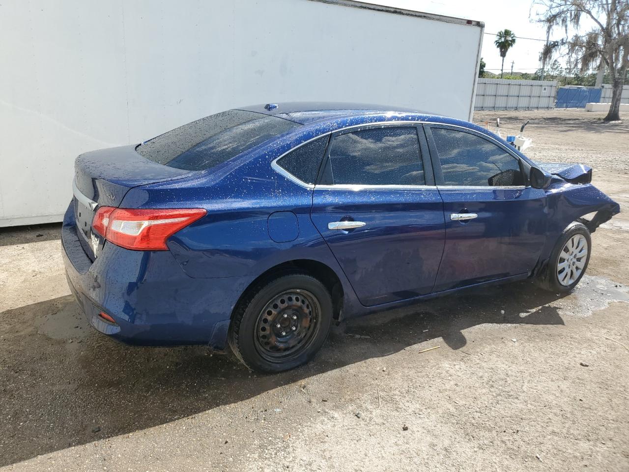 3N1AB7AP5HY235128 2017 Nissan Sentra S