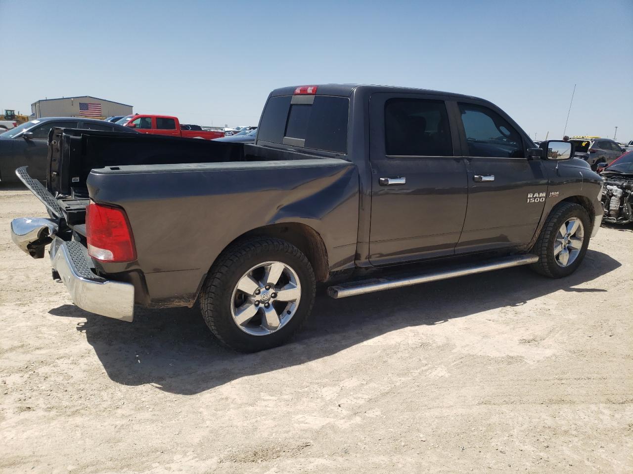 3C6RR6LT3GG321792 2016 Ram 1500 Slt