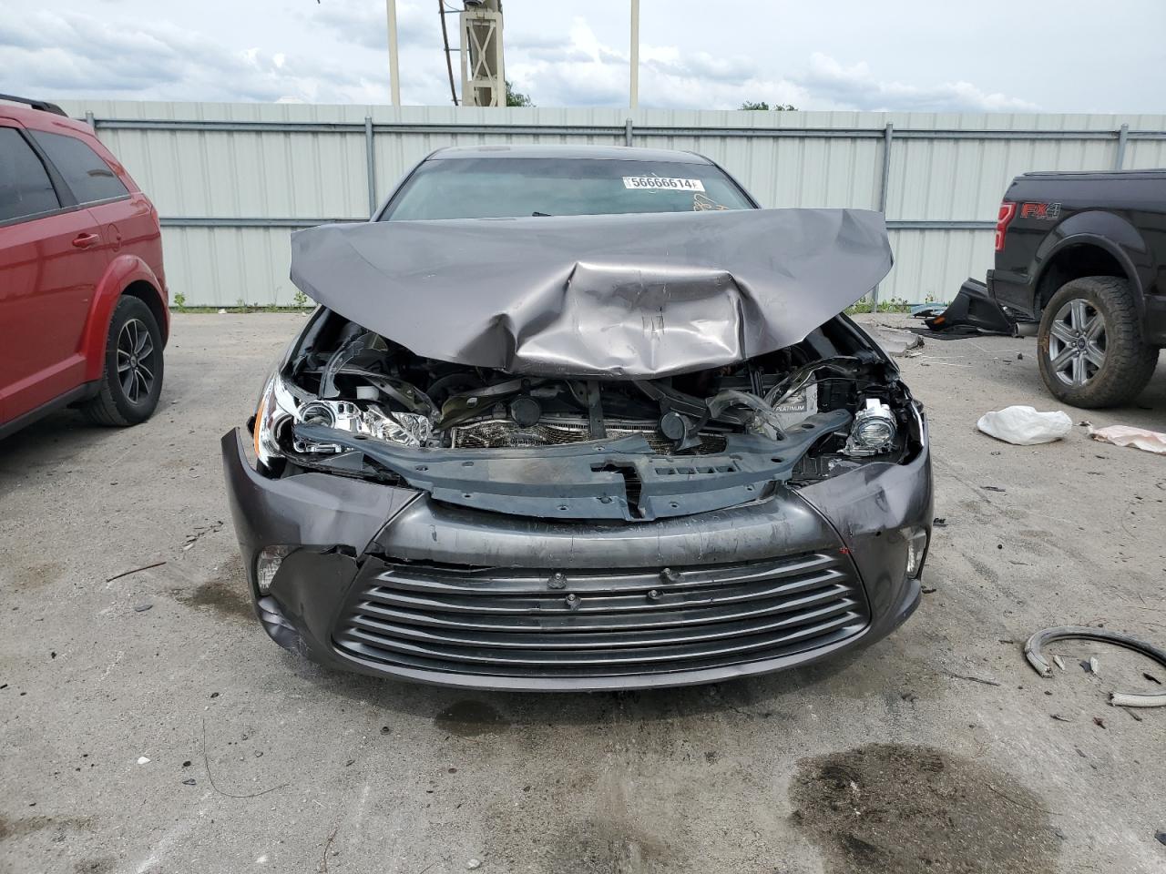 2017 Toyota Camry Le vin: 4T1BF1FK1HU650428