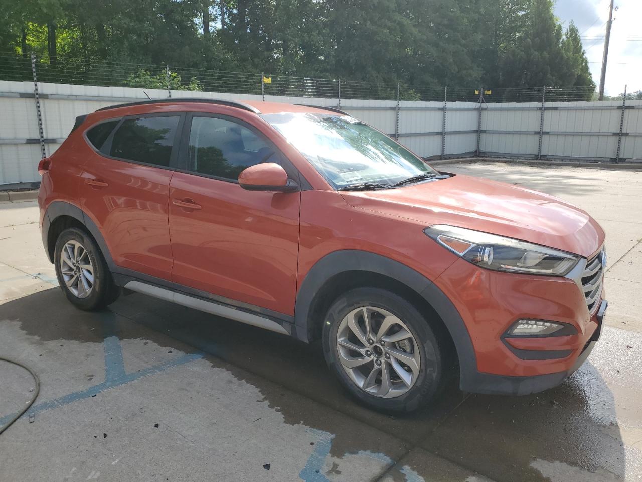 2017 Hyundai Tucson Limited vin: KM8J33A41HU396132