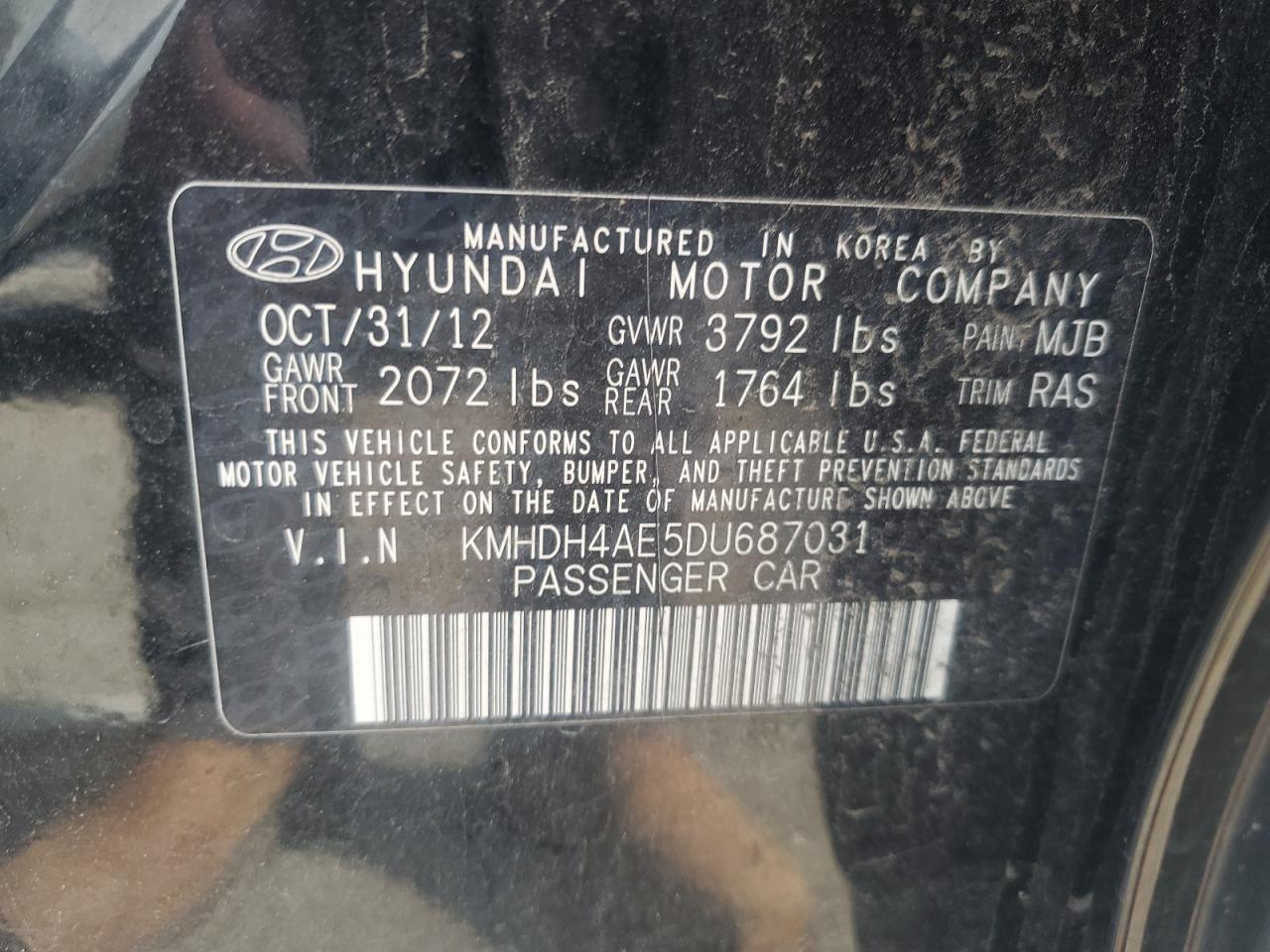 KMHDH4AE5DU687031 2013 Hyundai Elantra Gls