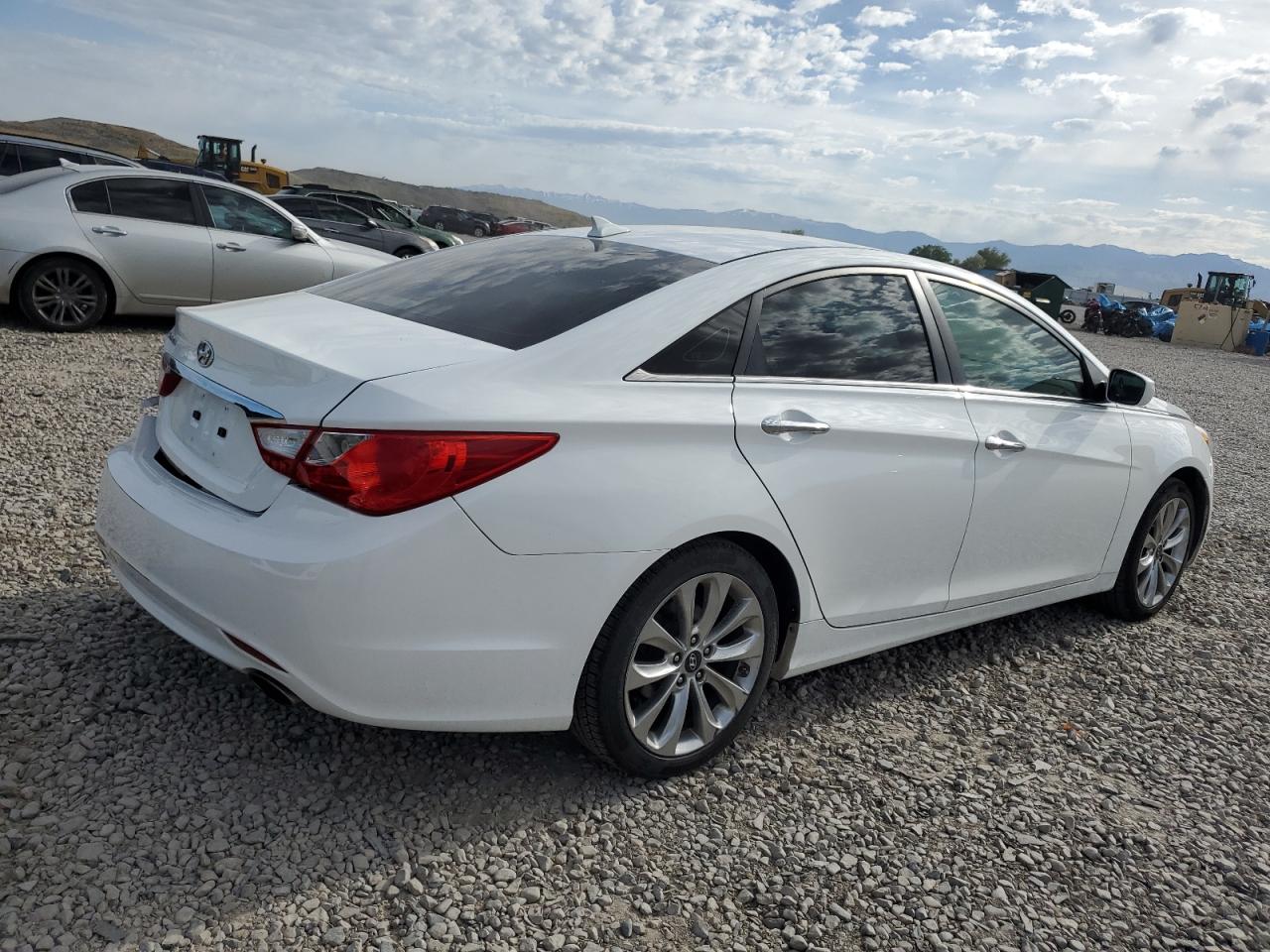 5NPEC4ACXDH709203 2013 Hyundai Sonata Se