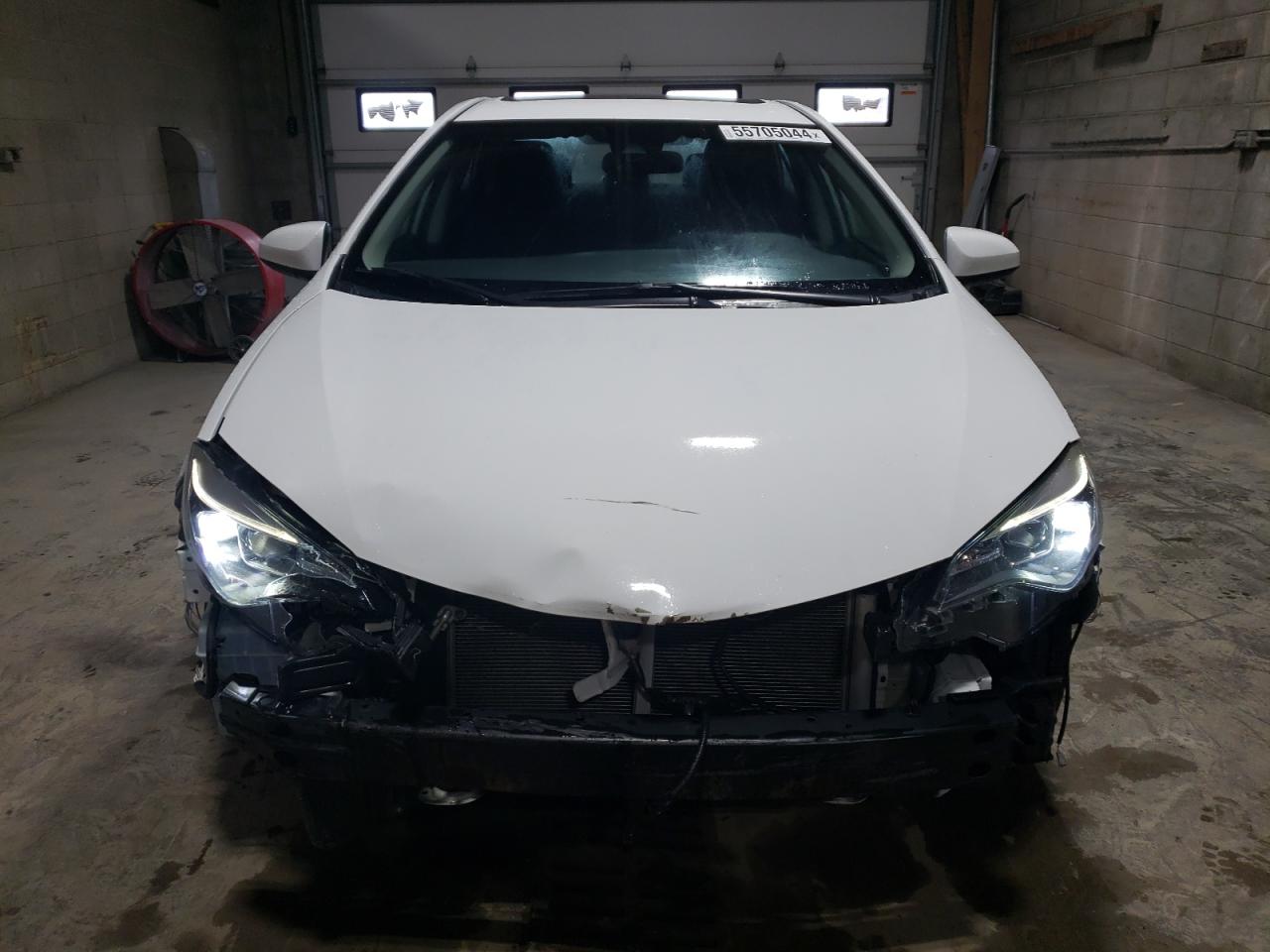 2T1BURHE6JC005714 2018 Toyota Corolla L