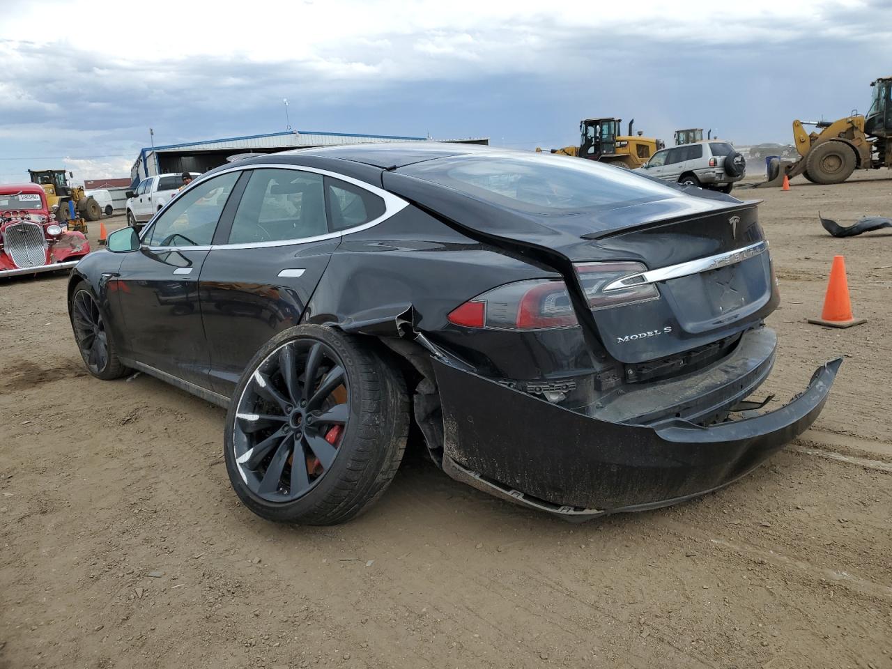 5YJSA1E42GF129442 2016 Tesla Model S