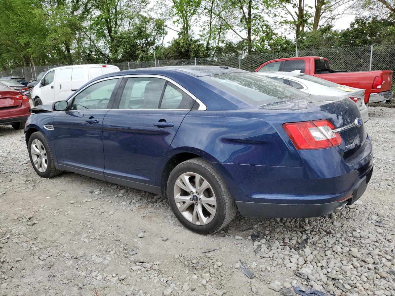 1FAHP2EW4CG138164 2012 Ford Taurus Sel