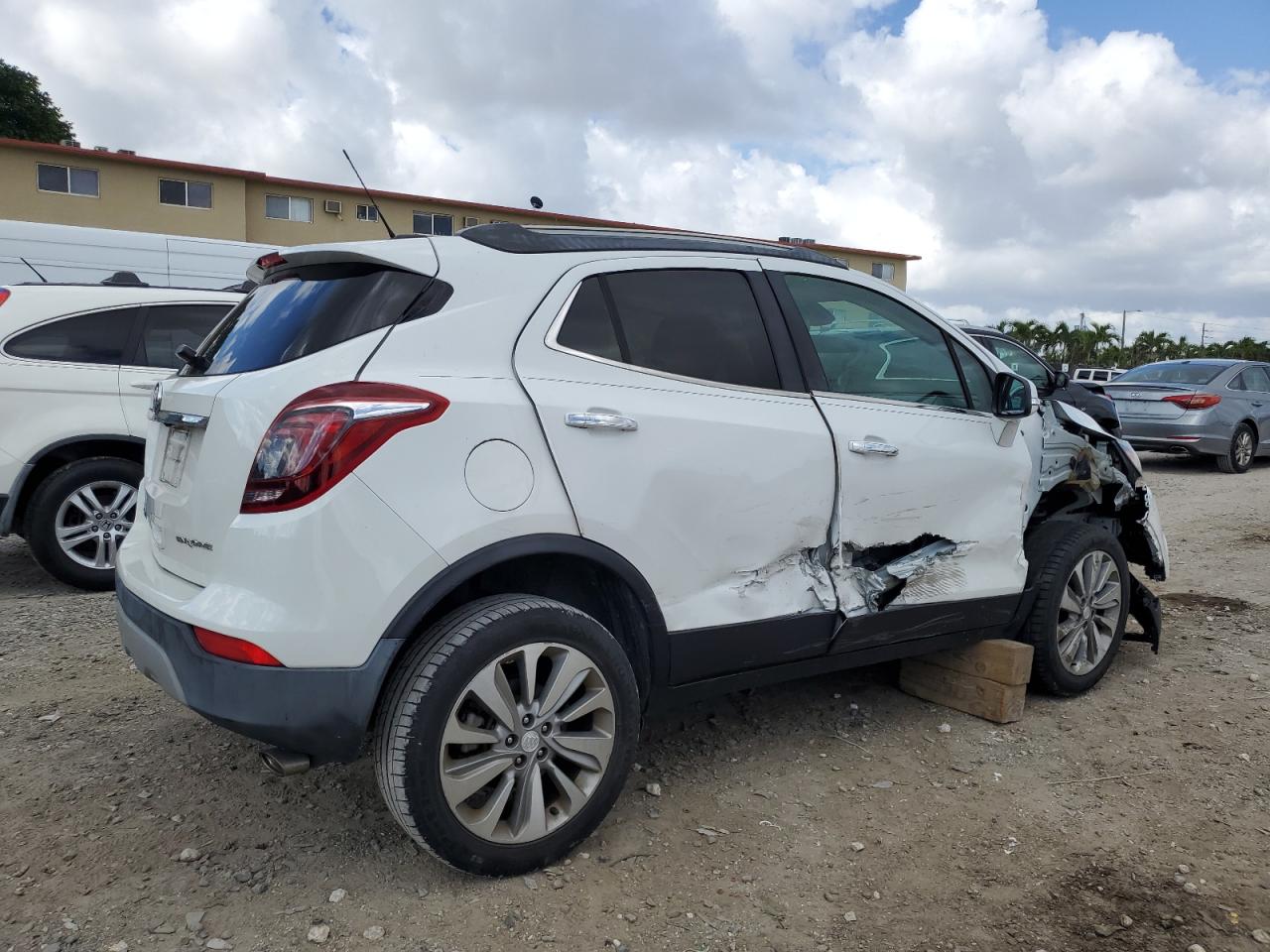 KL4CJASBXJB689298 2018 Buick Encore Preferred