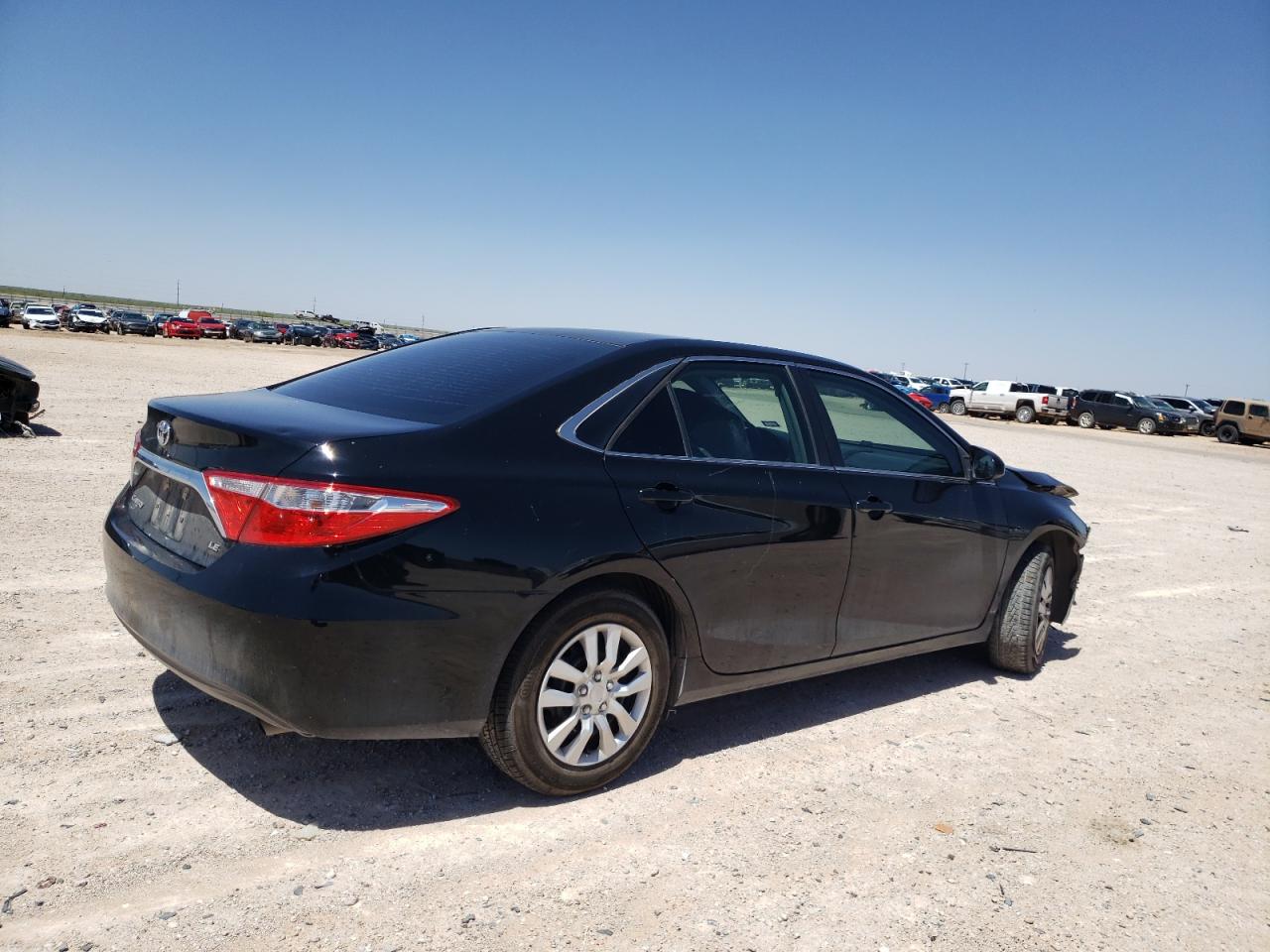 2016 Toyota Camry Le vin: 4T4BF1FK1GR529872