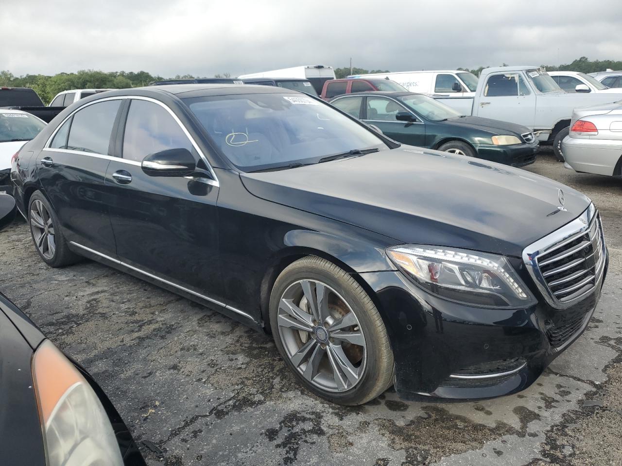 2015 Mercedes-Benz S 550 vin: WDDUG8CB1FA099252