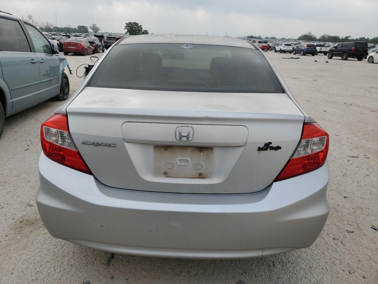 2HGFB2F5XCH565540 2012 Honda Civic Lx