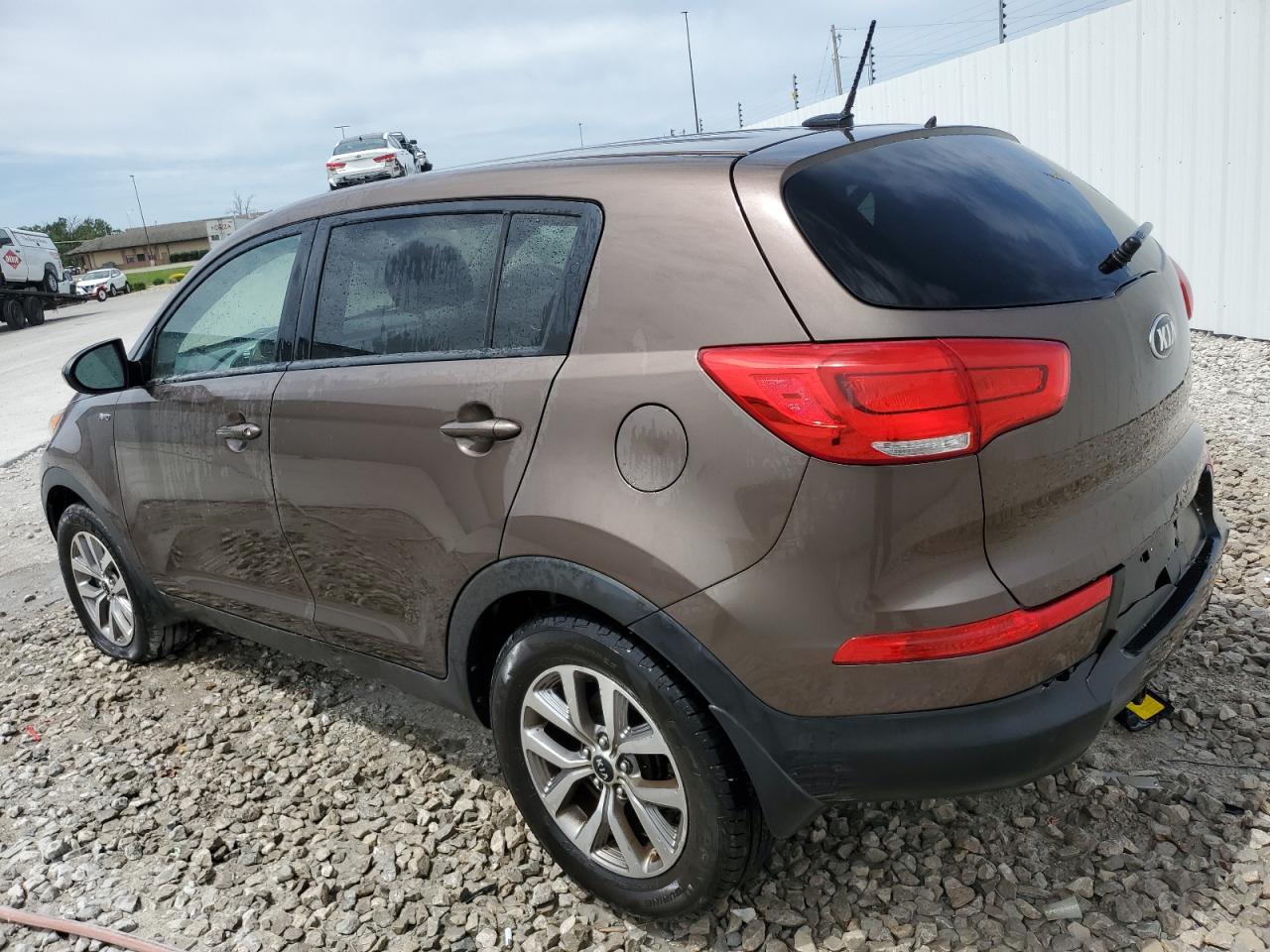 KNDPBCACXF7758236 2015 Kia Sportage Lx