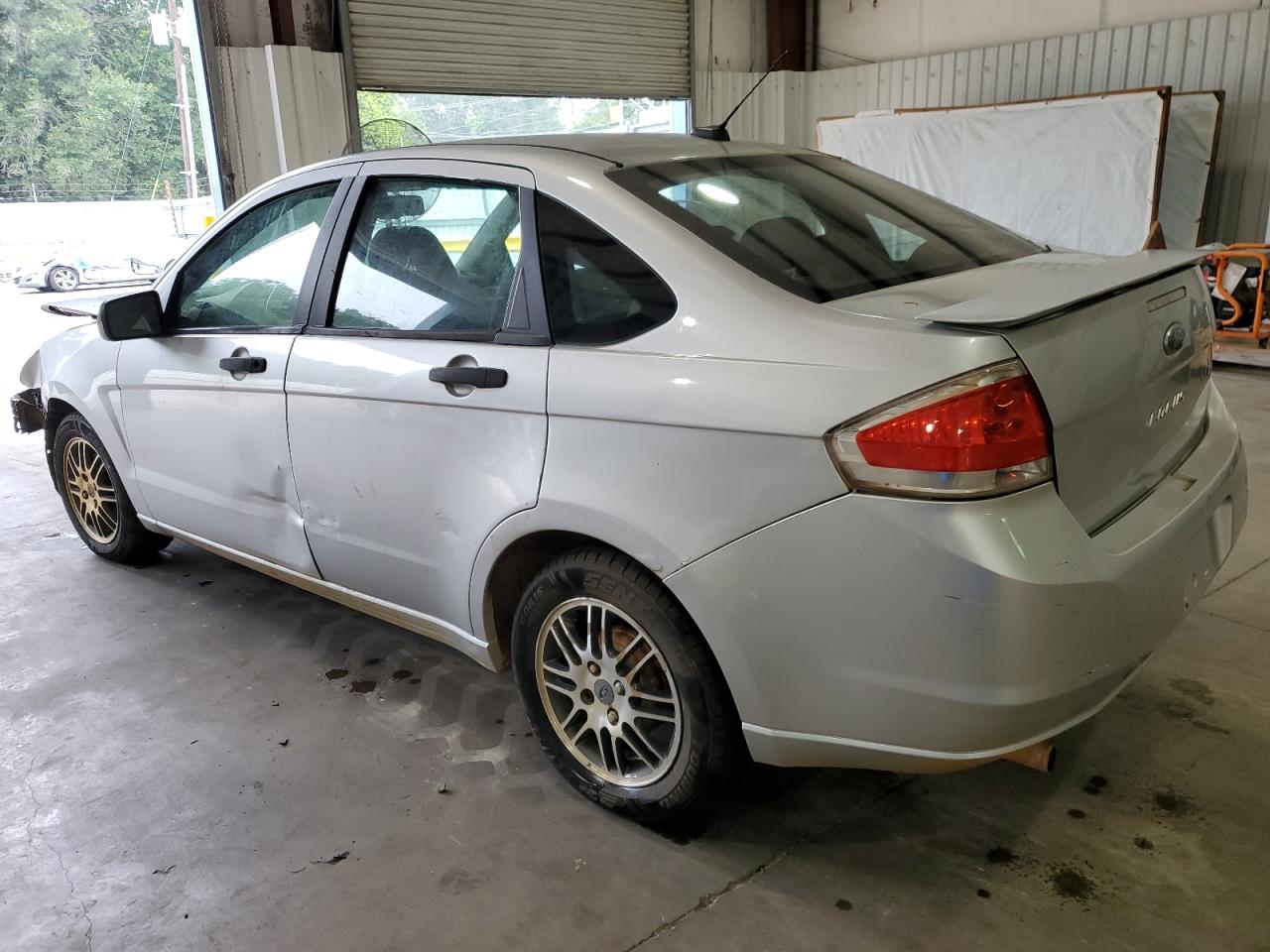 Lot #2628612390 2010 FORD FOCUS SE