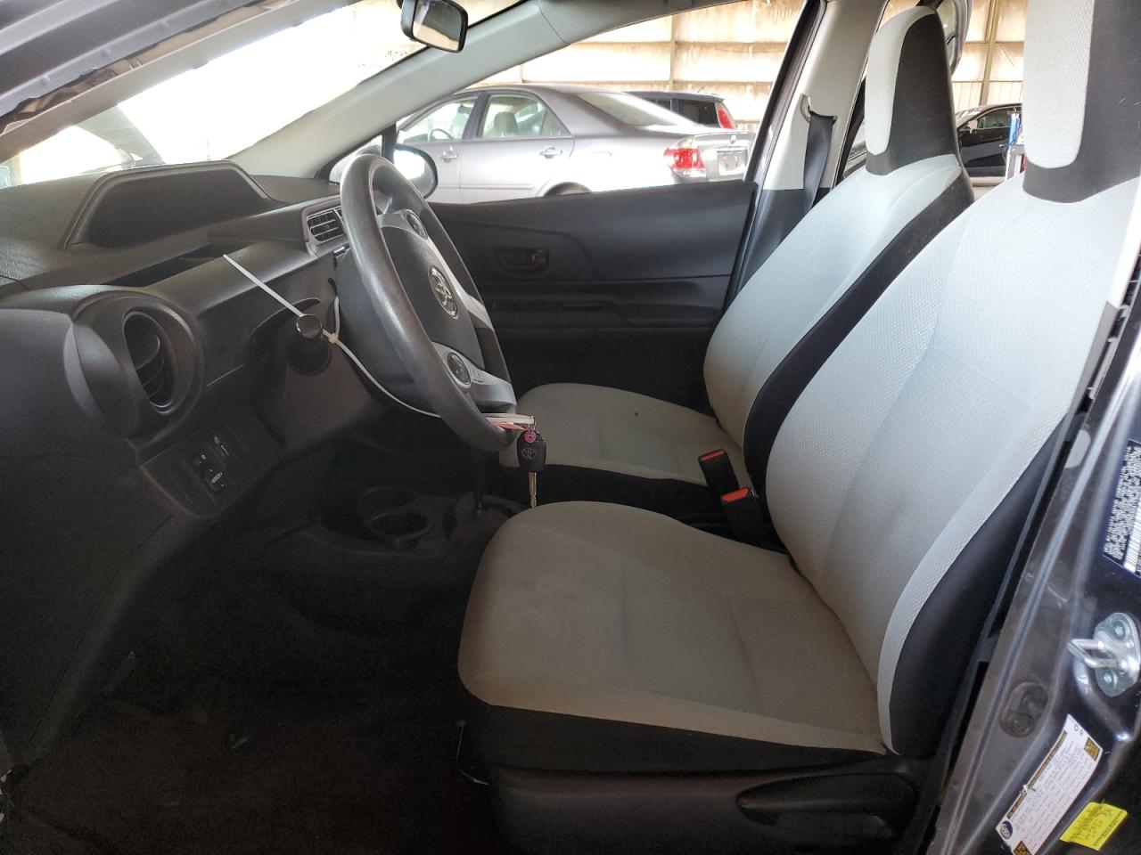 JTDKDTB32G1139816 2016 Toyota Prius C