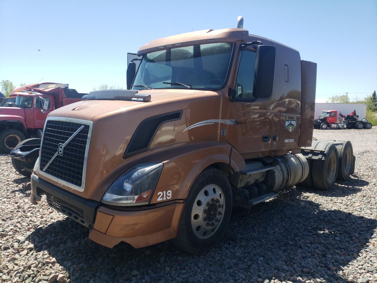 4V4NC9EH5FN910789 2015 Volvo Vn Vnl