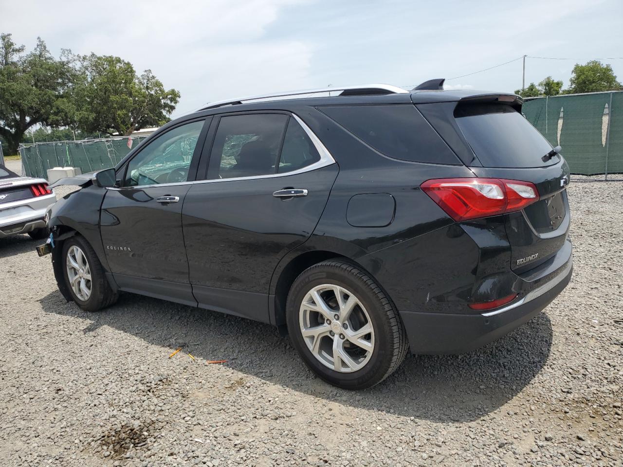 2019 Chevrolet Equinox Premier vin: 3GNAXNEV1KL382392