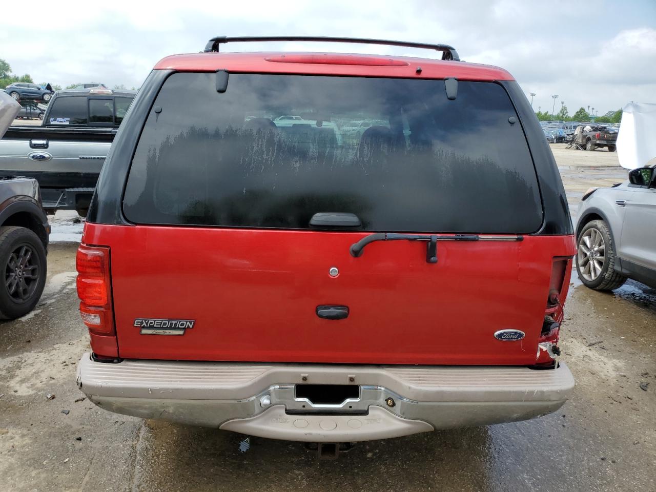 1FMPU18L0WLA43943 1998 Ford Expedition