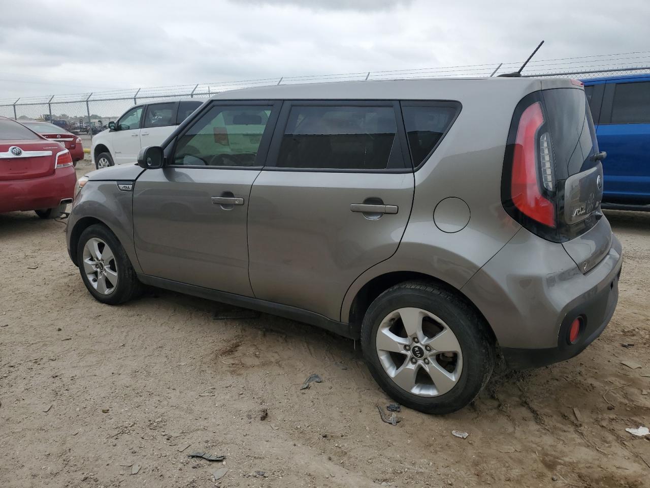 KNDJN2A26K7660569 2019 Kia Soul