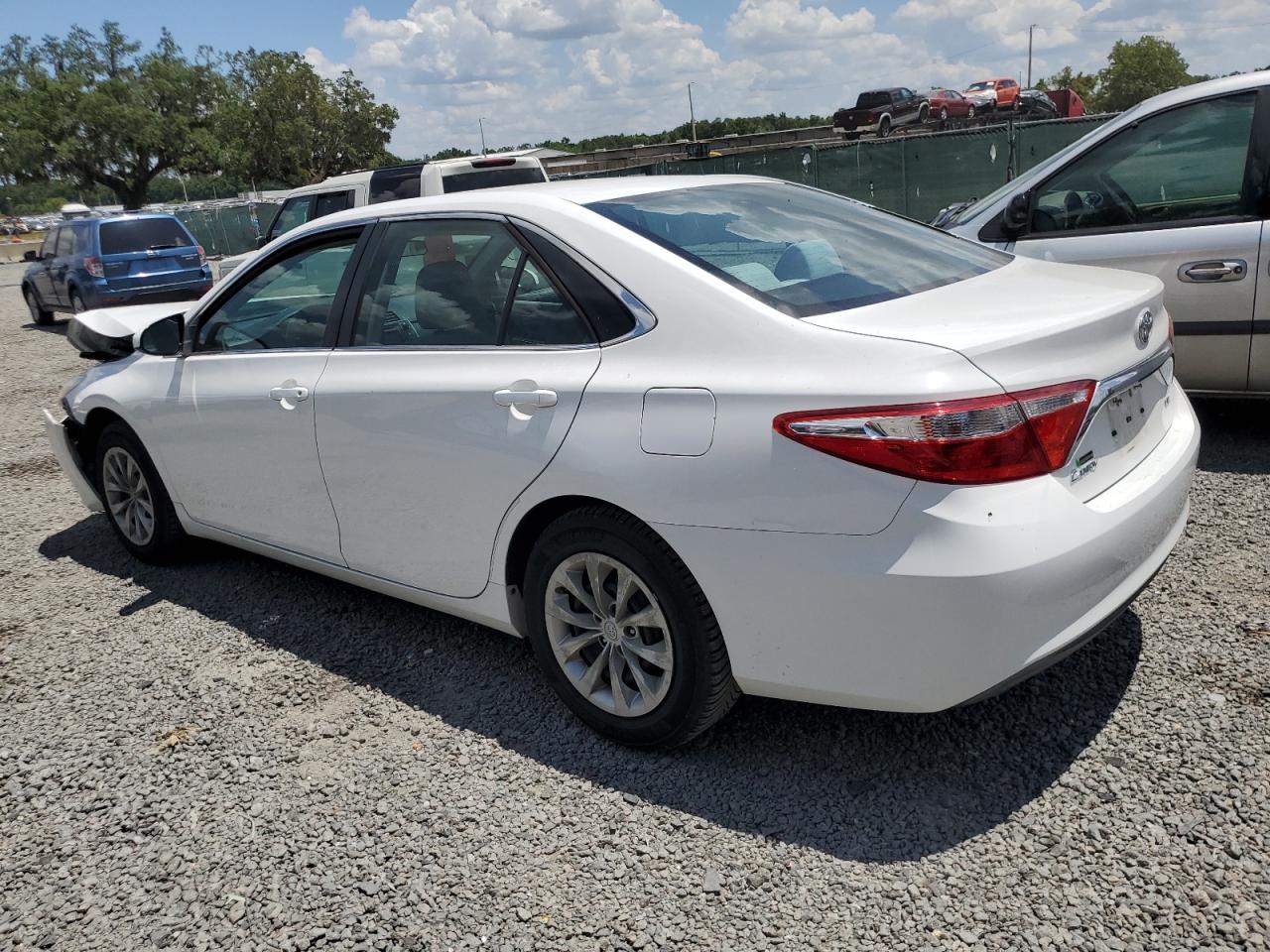 4T1BF1FK0FU022843 2015 Toyota Camry Le