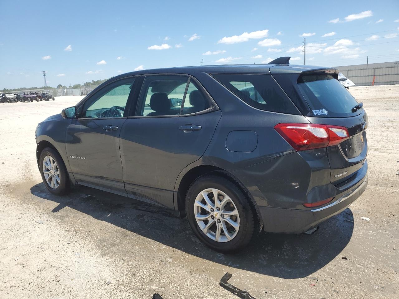 2GNAXHEV1J6212697 2018 Chevrolet Equinox Ls