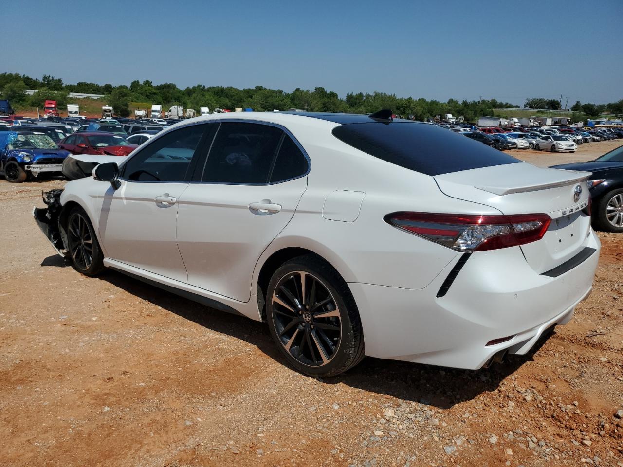 4T1B61HK5JU140893 2018 Toyota Camry Xse