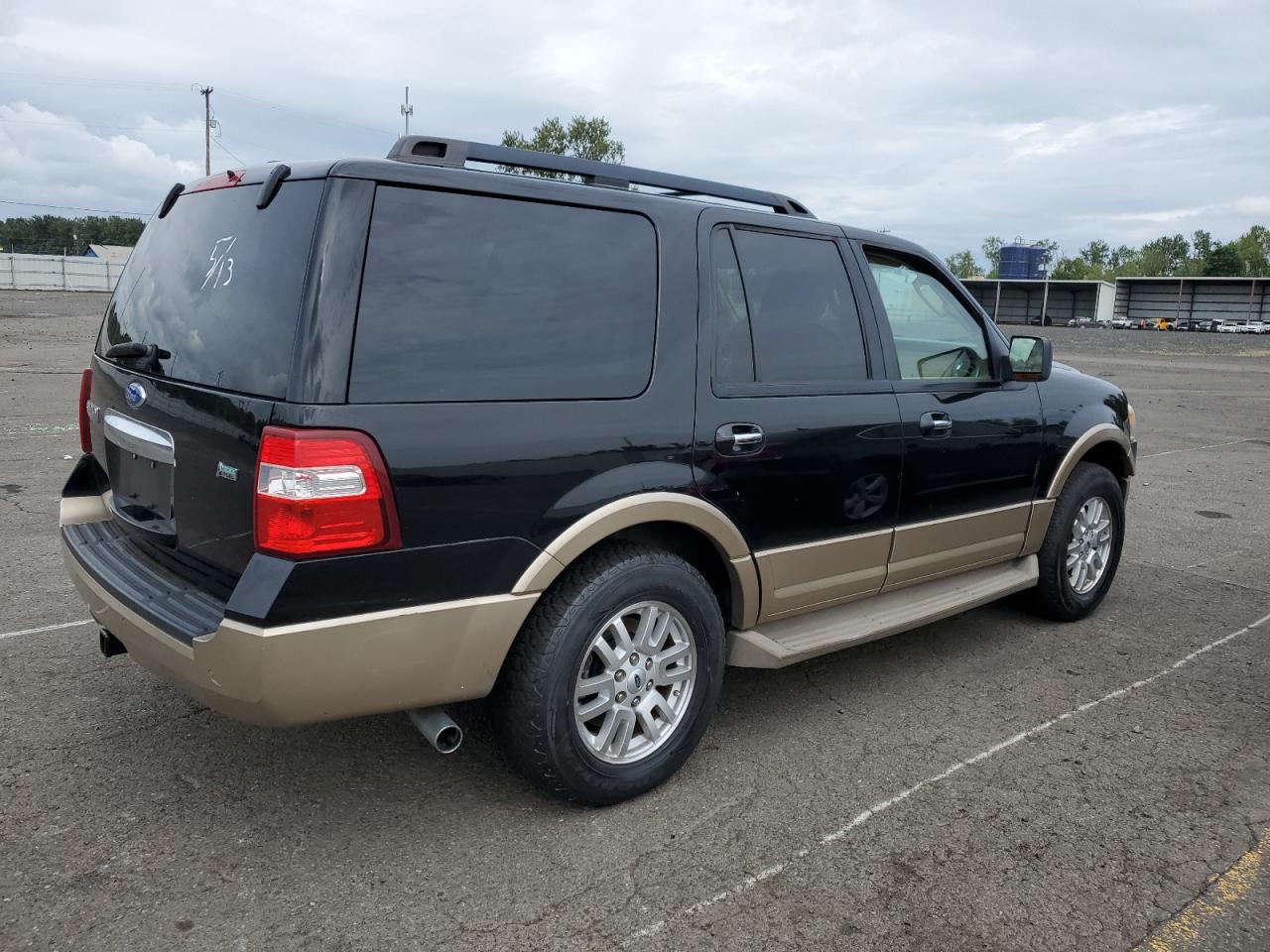 1FMJU1J54BEF50358 2011 Ford Expedition Xlt