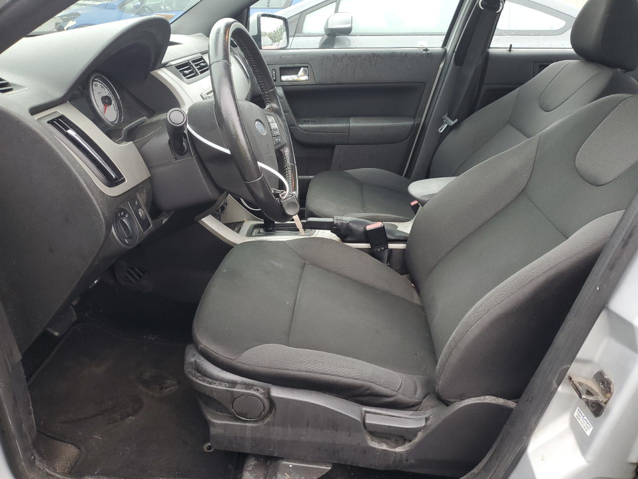 1FAHP35N98W165127 2008 Ford Focus Se