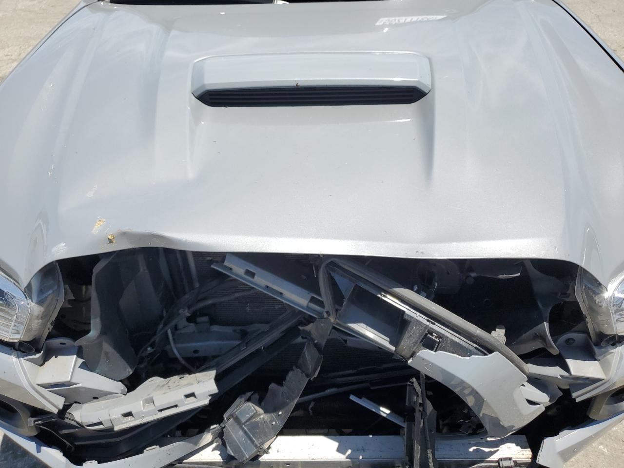 3TMCZ5AN4LM359797 2020 Toyota Tacoma Double Cab