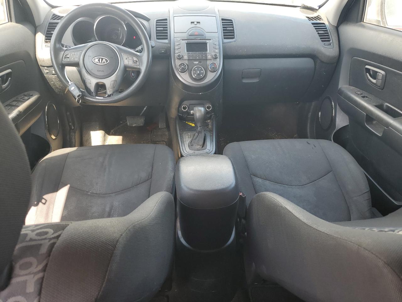KNDJT2A21B7709442 2011 Kia Soul +