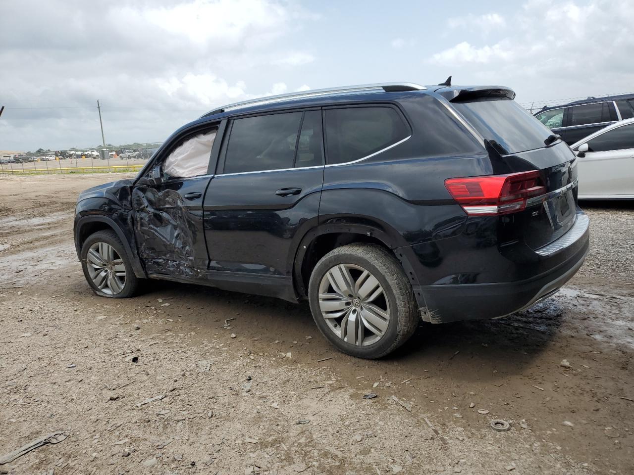 2019 Volkswagen Atlas Se vin: 1V2WR2CA2KC53154