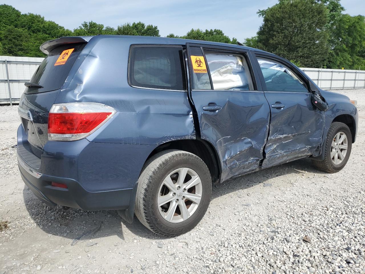 2013 Toyota Highlander Base vin: 5TDZA3EH8DS039409