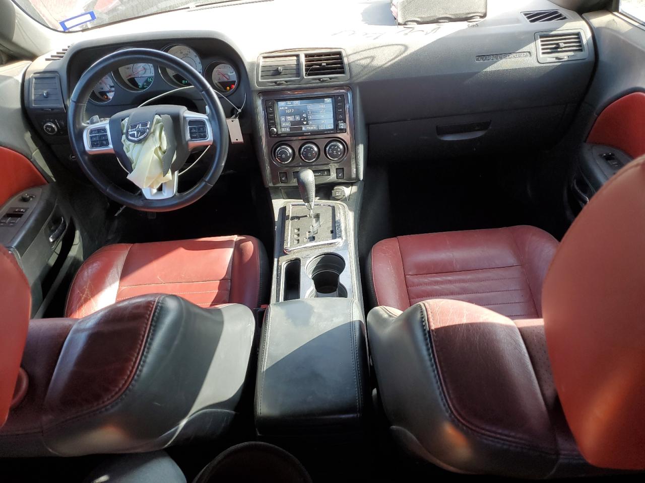 2C3CDYAG6DH582235 2013 Dodge Challenger Sxt