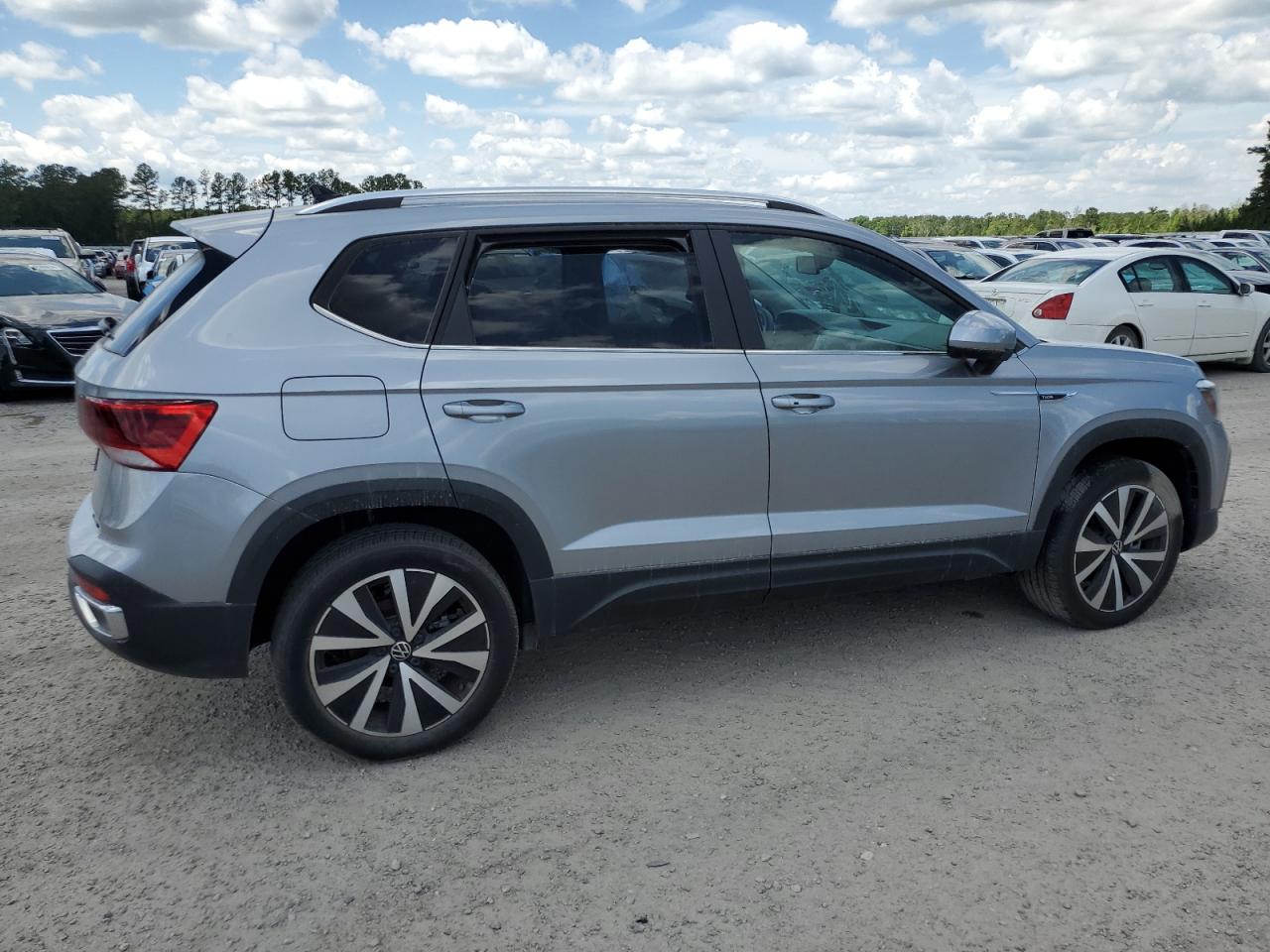 3VVYX7B27NM065102 2022 Volkswagen Taos Se