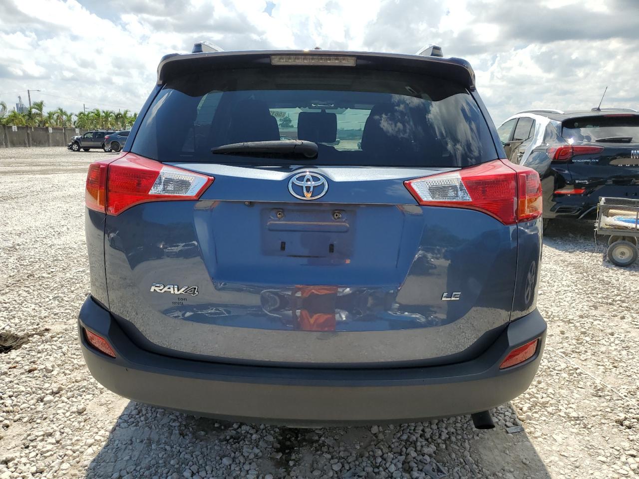 2014 Toyota Rav4 Le vin: JTMZFREV5ED040623