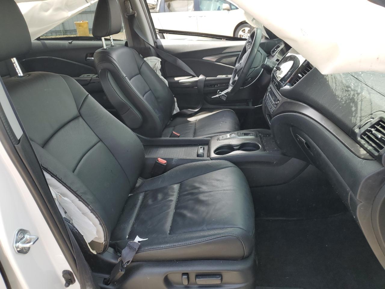 5FNYF6H20NB101557 2022 Honda Pilot Se